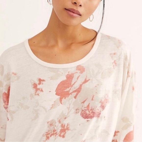 Free People NWT Floral Printed Arielle Top - Picture 3 of 6